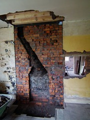 Ground floor chimney slightly recessed